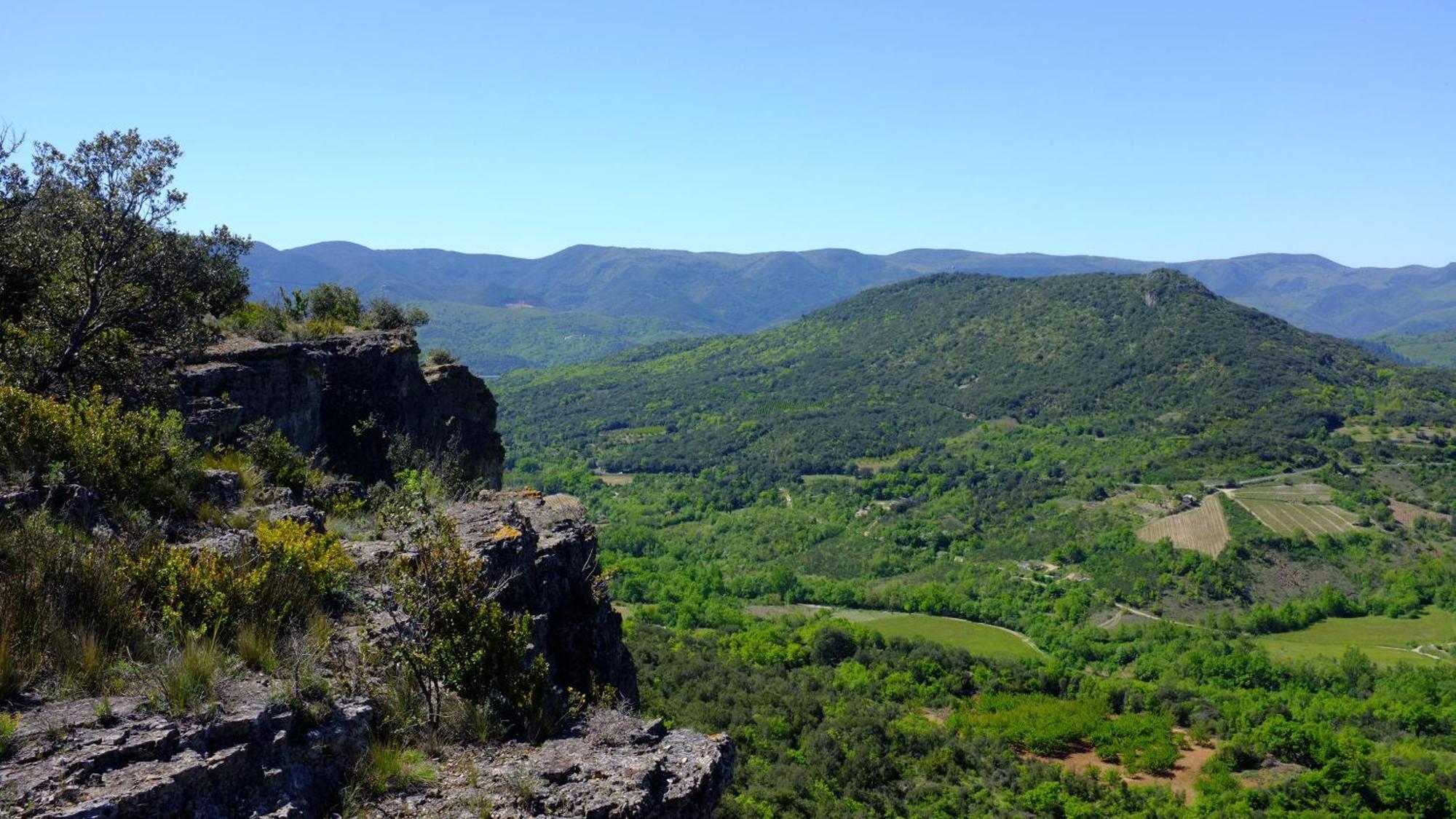 Des Lits Sur La Place Hérépian Εξωτερικό φωτογραφία