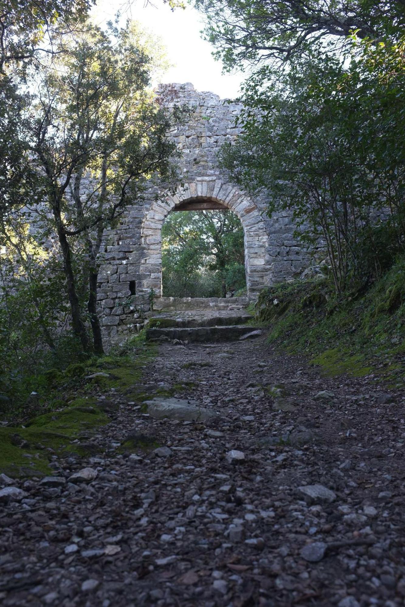 Des Lits Sur La Place Hérépian Εξωτερικό φωτογραφία